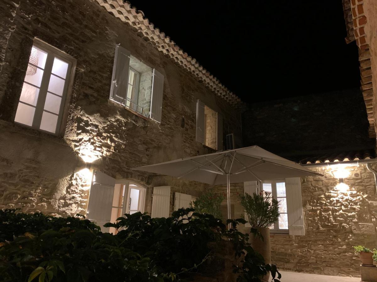 La Maison Des Vendangeurs - Table D'Hotes Le Soir Du Jeudi Au Dimanche- Jacuzzi - Balneo Spa - Acces Piscine Pour Toutes Les Chambres Sauf Studio Coquet- Piscine De Mai A Mi-Octobre Martignargues Экстерьер фото