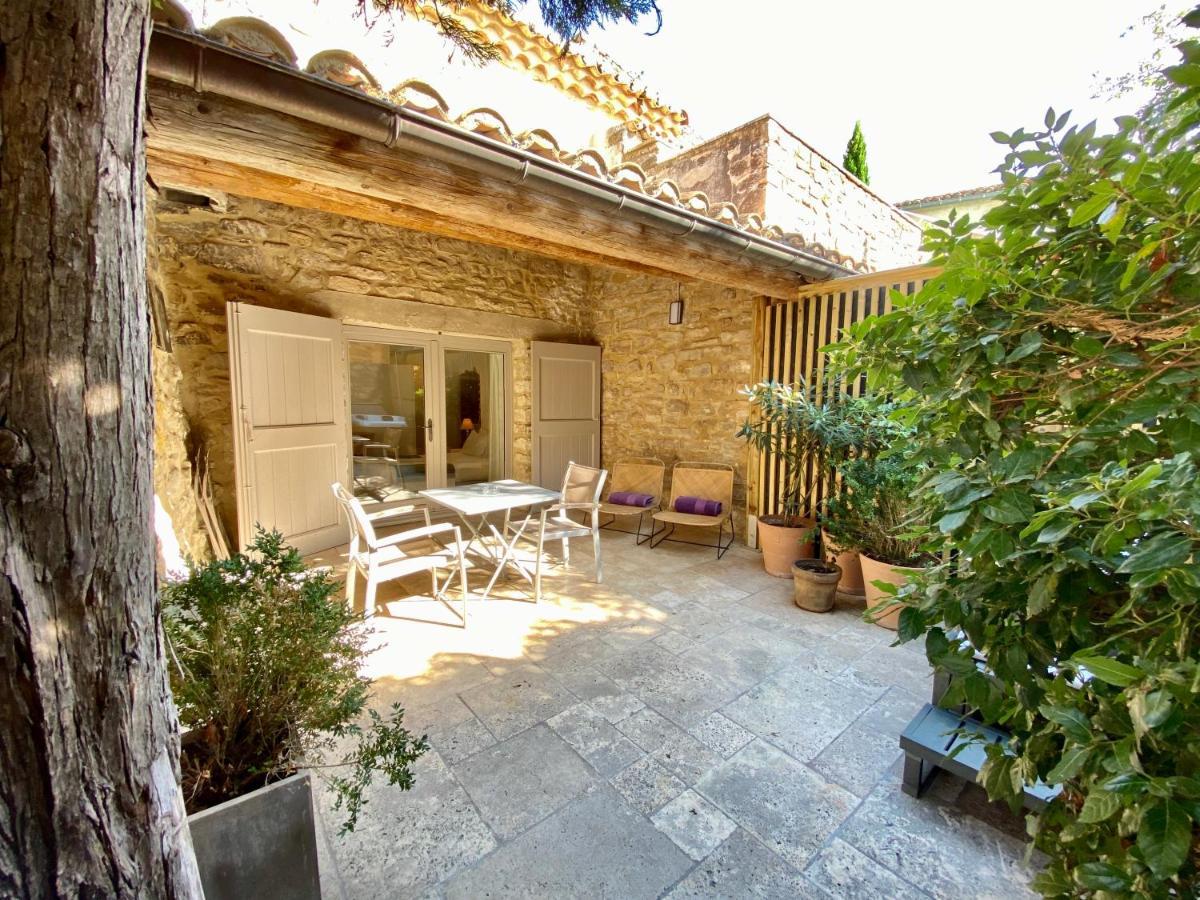 La Maison Des Vendangeurs - Table D'Hotes Le Soir Du Jeudi Au Dimanche- Jacuzzi - Balneo Spa - Acces Piscine Pour Toutes Les Chambres Sauf Studio Coquet- Piscine De Mai A Mi-Octobre Martignargues Экстерьер фото
