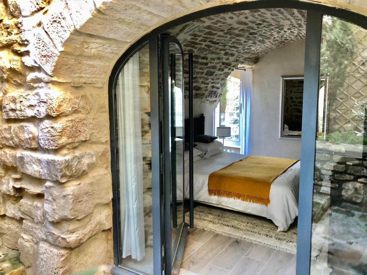 La Maison Des Vendangeurs - Table D'Hotes Le Soir Du Jeudi Au Dimanche- Jacuzzi - Balneo Spa - Acces Piscine Pour Toutes Les Chambres Sauf Studio Coquet- Piscine De Mai A Mi-Octobre Martignargues Экстерьер фото